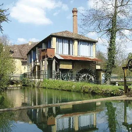 Le De Claire, Maison Avec Terrasse, Calme Et Confort, Lit King-size 160x200 بيت للعطل